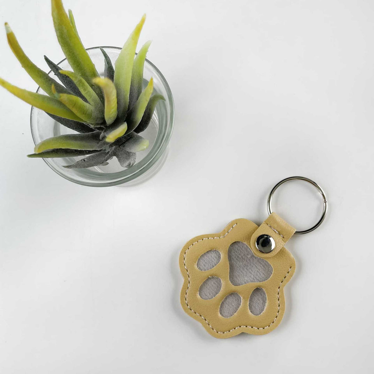Pet Paw Keychain — Keepsake Holder for Pet Hair / Fur, Memorial Gift